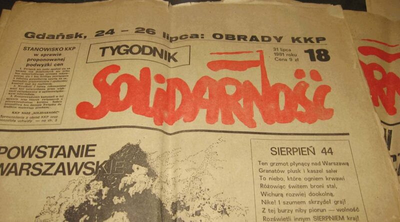 Tygodnik Solidarność - zdjęcie - Wikipedia.org